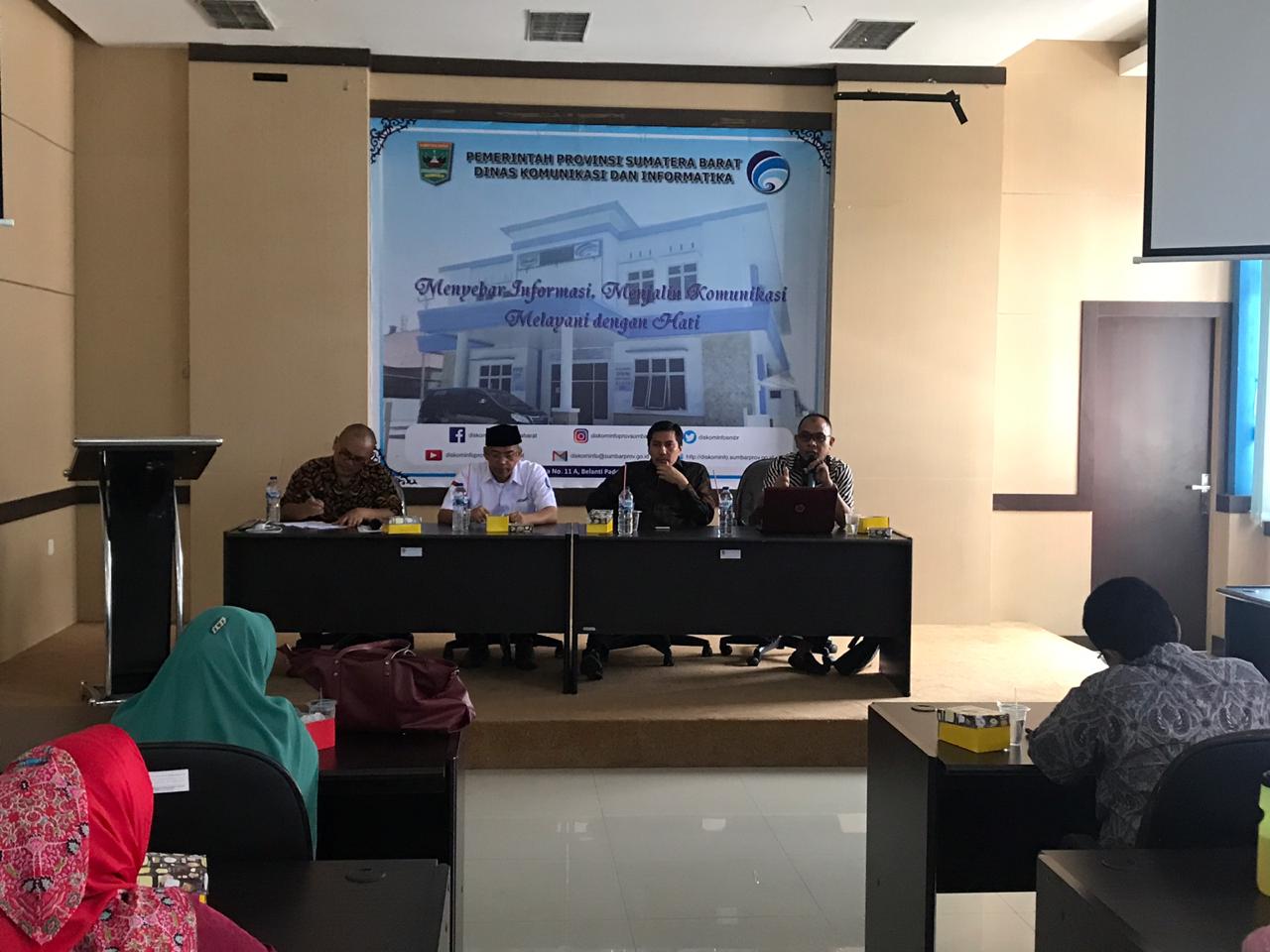 Rapat Koordinasi PPID Utama dan Pembantu Lingkup Provinsi dan Kabupaten/Kota se-Sumatera Barat